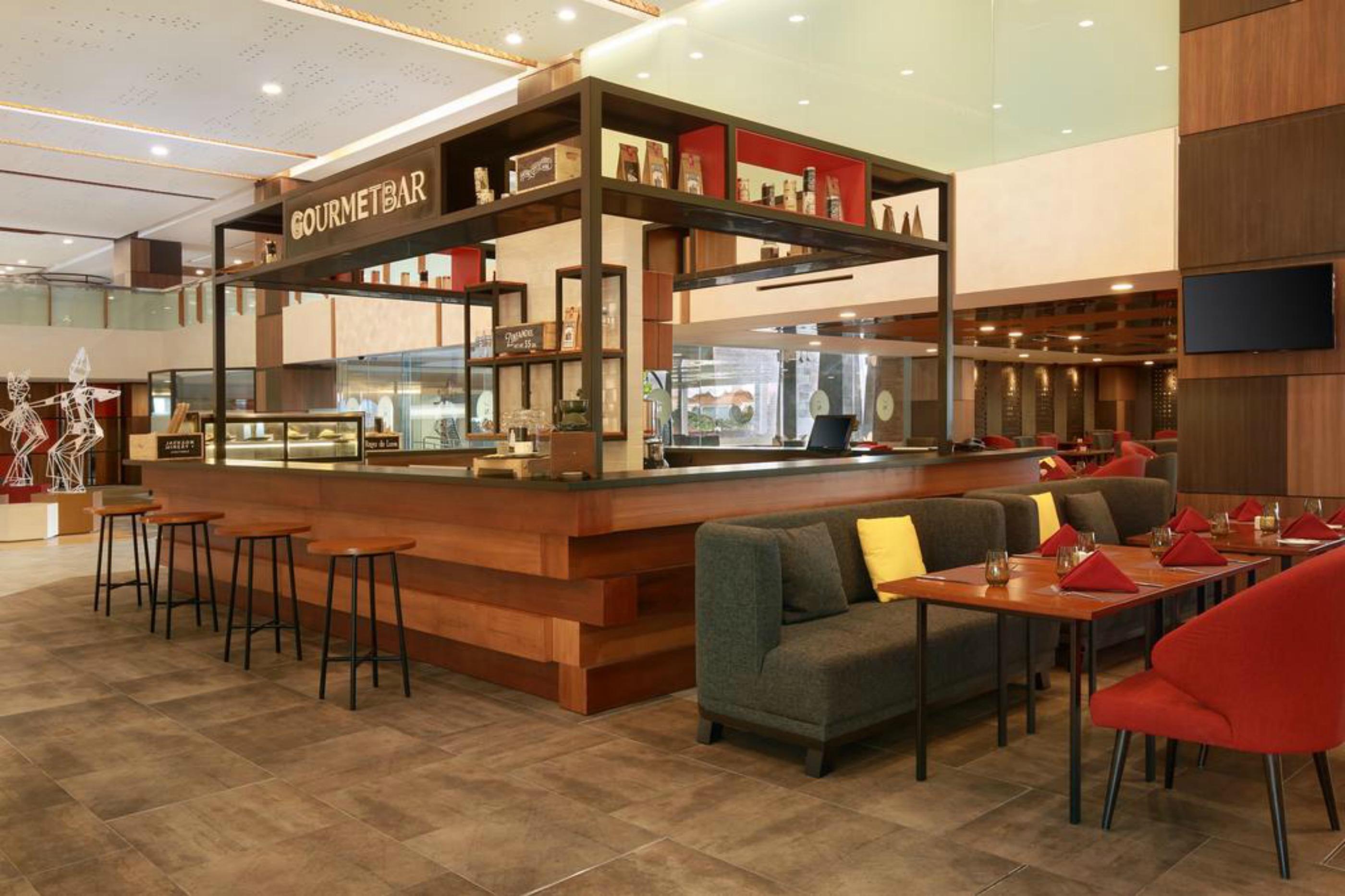 Novotel Bali Ngurah Rai Airport होटल 4*